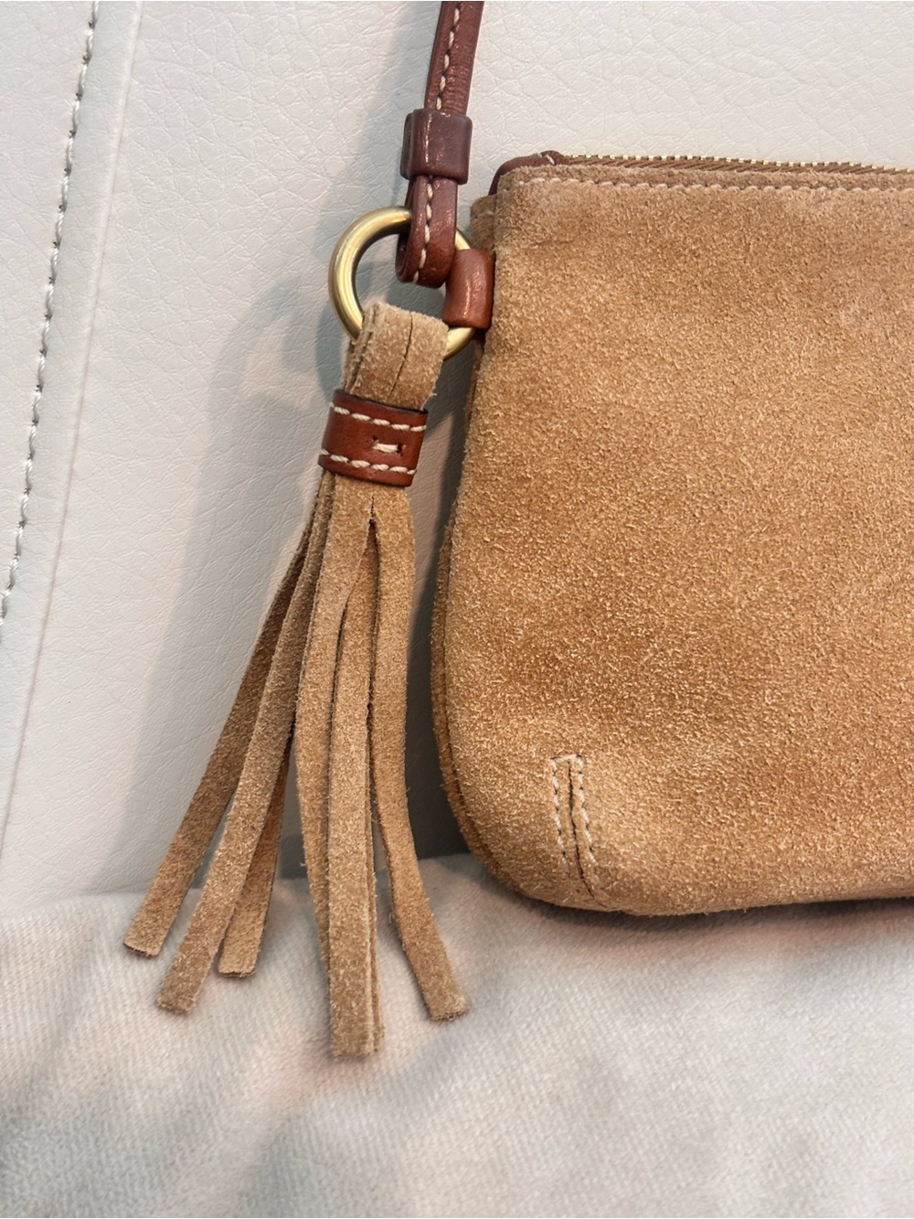 COACH Y2K Leatherware Tan Suede Tassle Wristlet - Picture 4 of 14